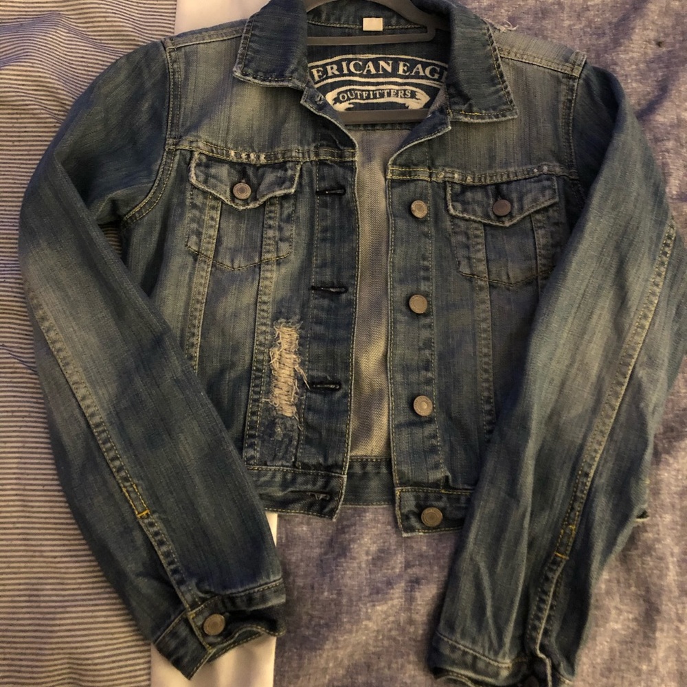 M American Eagle Jean Jacket
